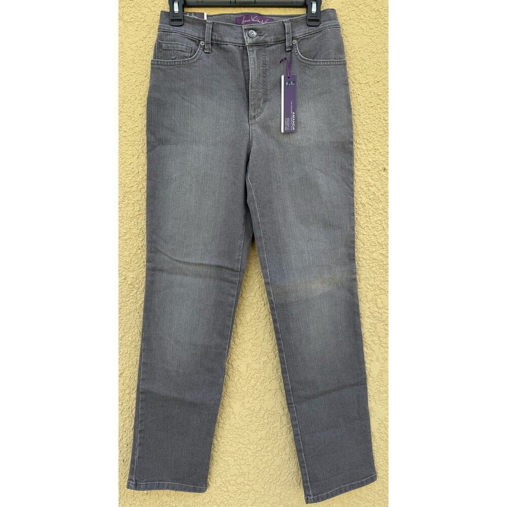 Gloria Vanderbilt Amanda Jeans Size 6 Tapered Leg Gray